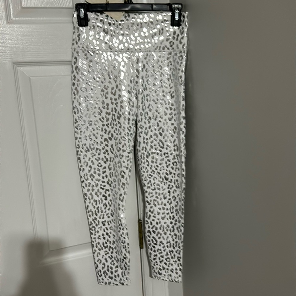 Fabletics shimmer leggings
